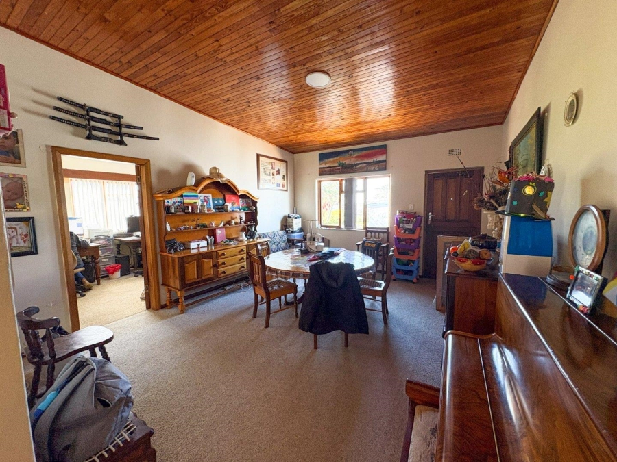4 Bedroom Property for Sale in Stilbaai Wes Western Cape